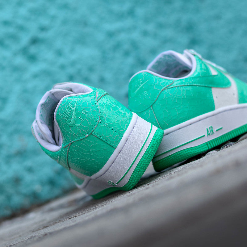 NIKE AIR FORCE ONE CRACKED MENTA