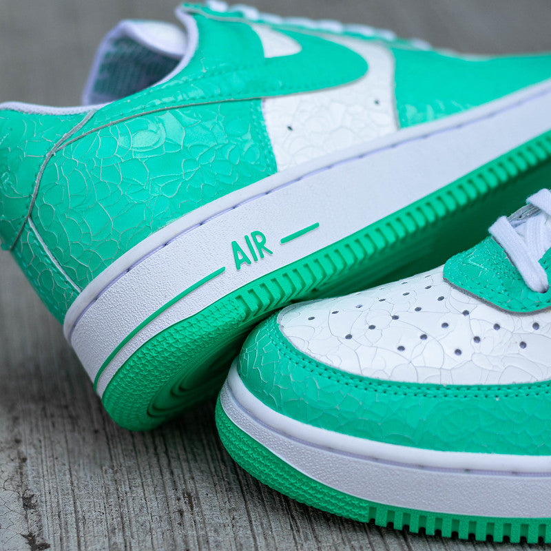 NIKE AIR FORCE ONE CRACKED MENTA
