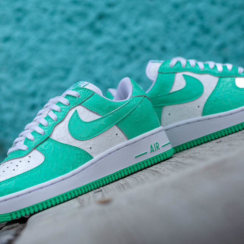 NIKE AIR FORCE ONE CRACKED MENTA