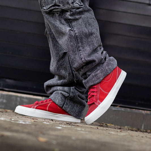 NIKE BLAZY VARSITY RED