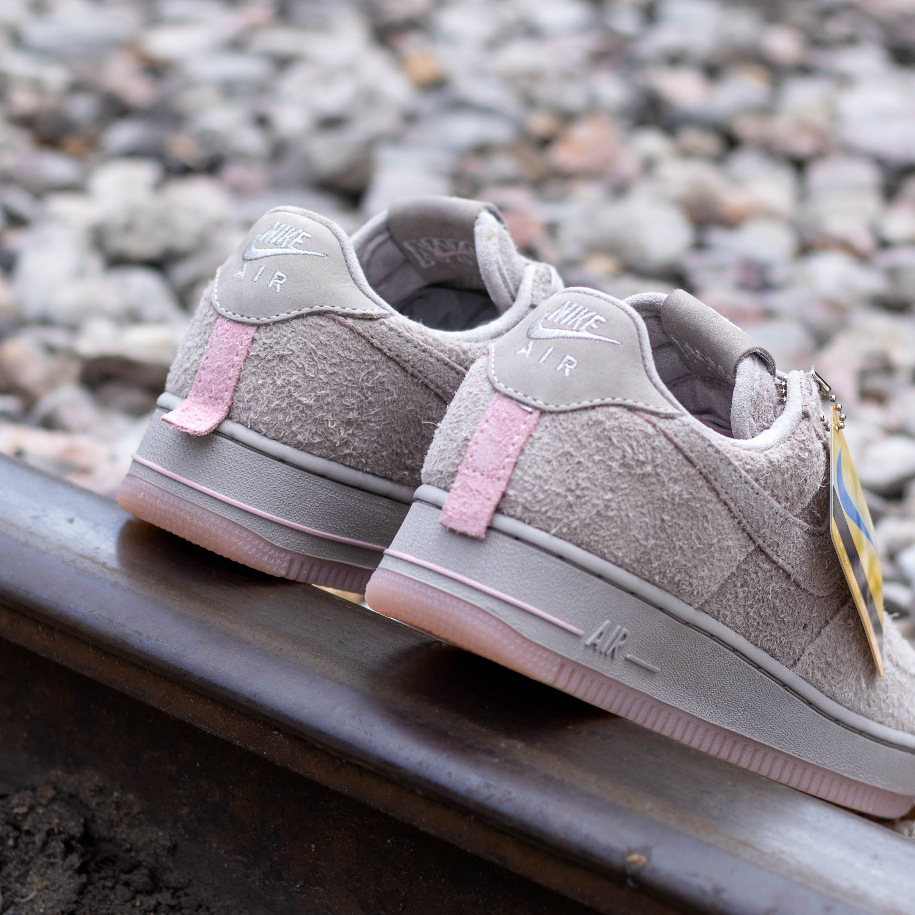NIKE AIR FORCE ONE LOW METROCARD