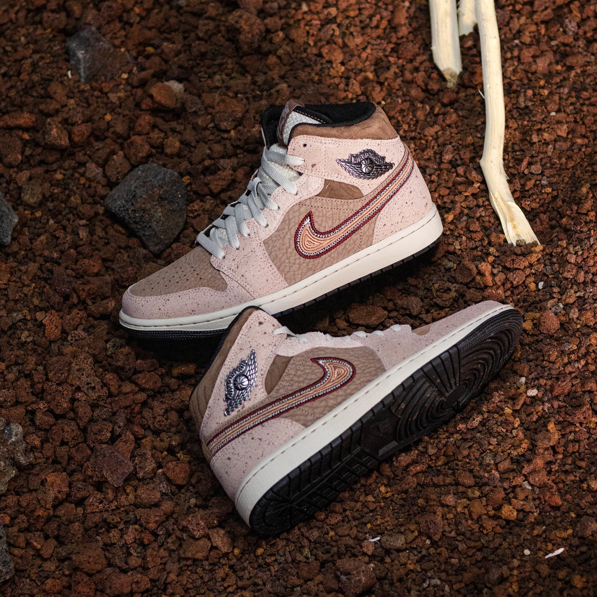AIR JORDAN 1 MID DDM
