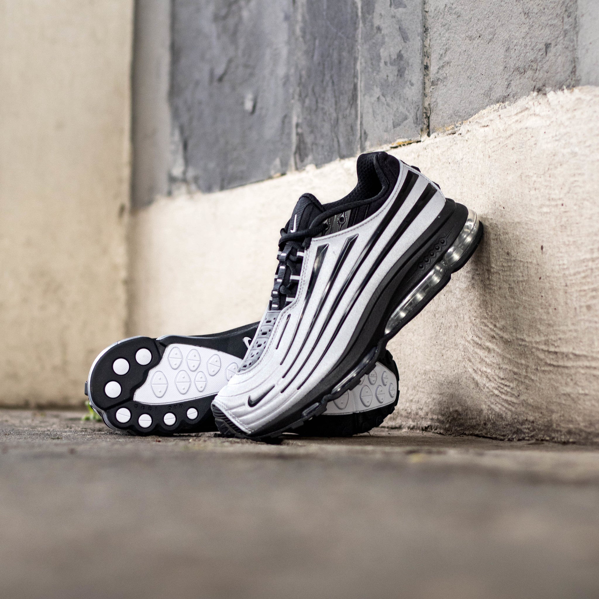 NIKE AIR MAX ECSTASY PLUS SILVER