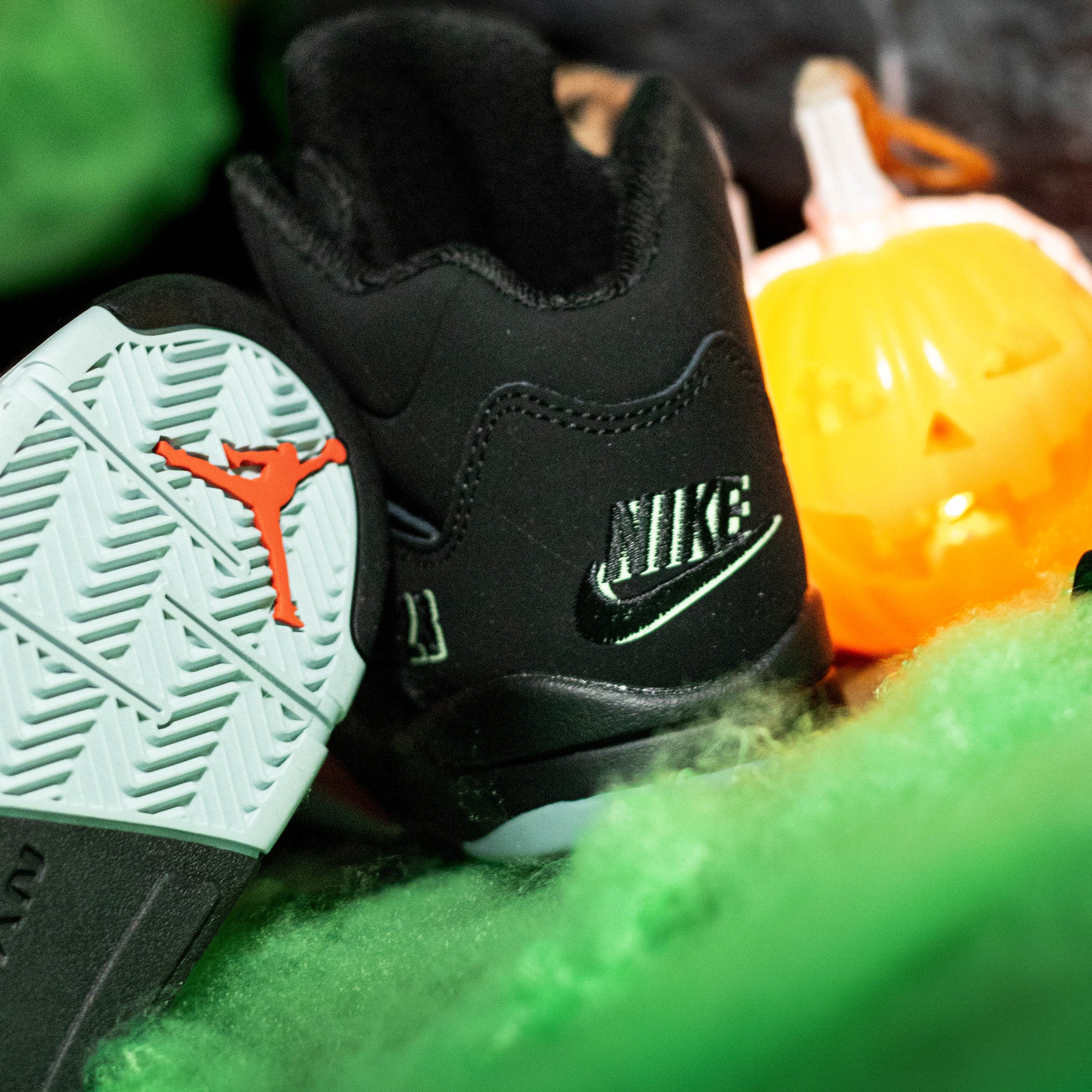 AIR JORDAN 5 HALLOWEEN PS