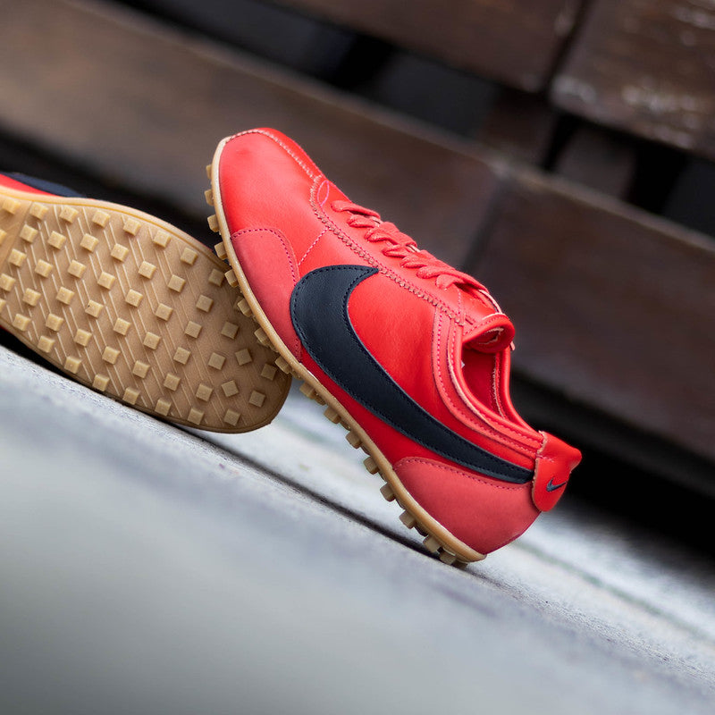 NIKE MOON SHOE UNIVERSIT -RED W