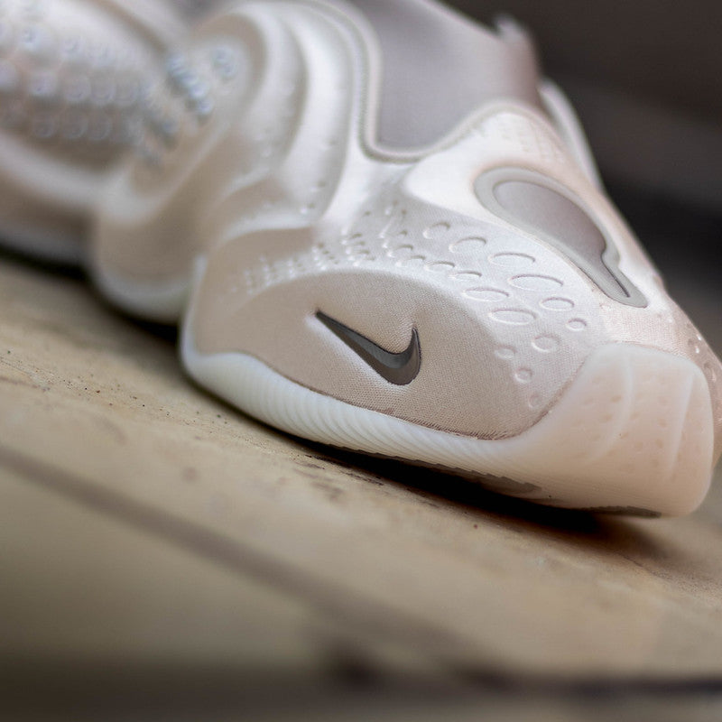 NIKE FIRST SIGHT SHADOW CREAM W