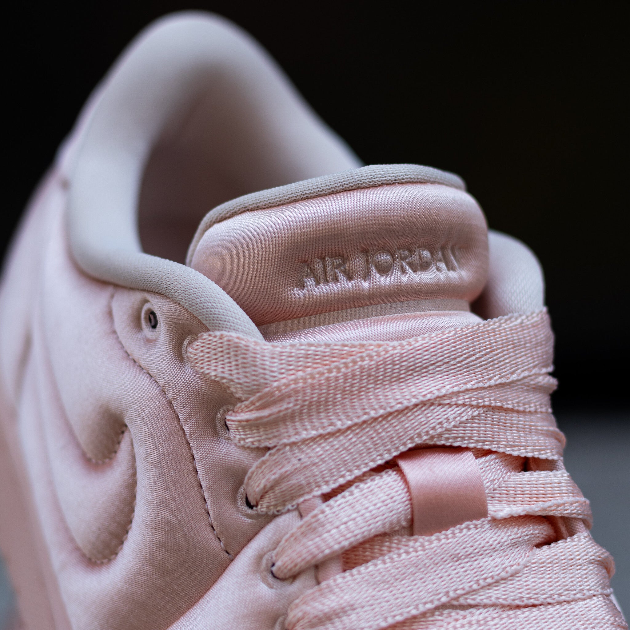 AIR JORDAN 1 LOW MM SATIN PINK W