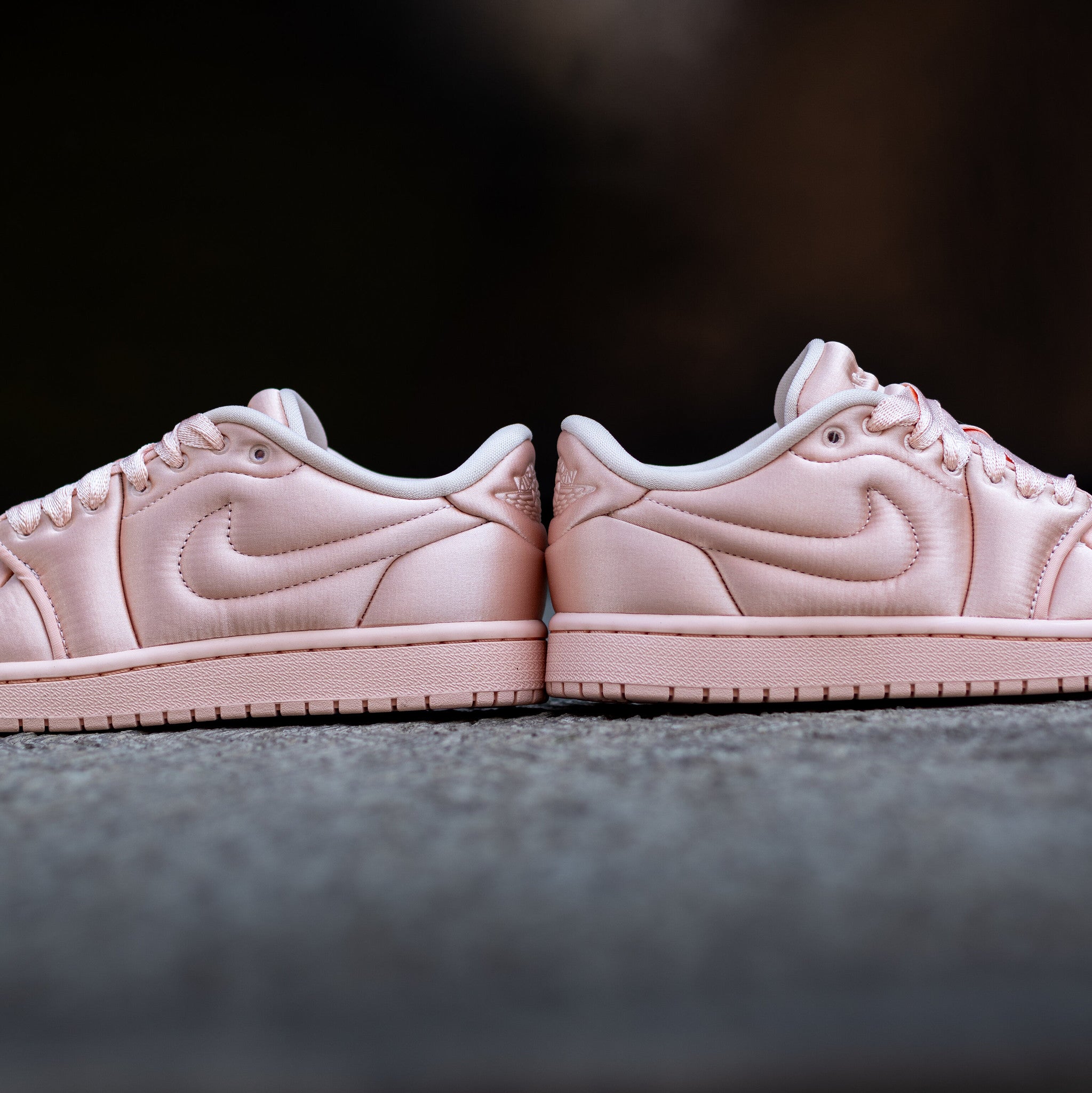 AIR JORDAN 1 LOW MM SATIN PINK W