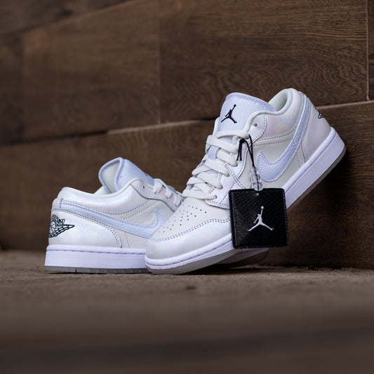 AIR JORDAN 1 LOW SE YEAR OF THE SNAKE W
