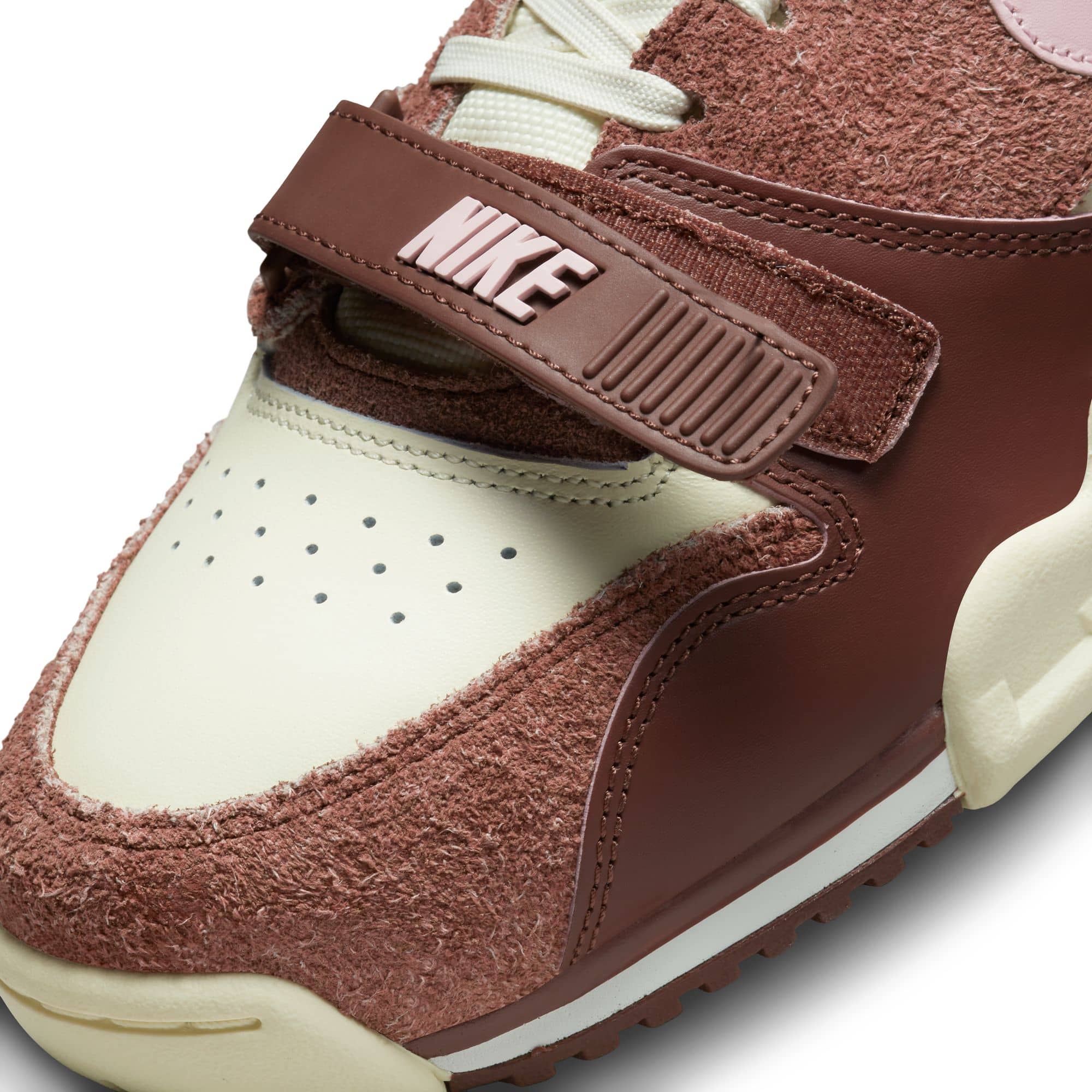 NIKE AIR TRAINER ONE VALENTINE DAY