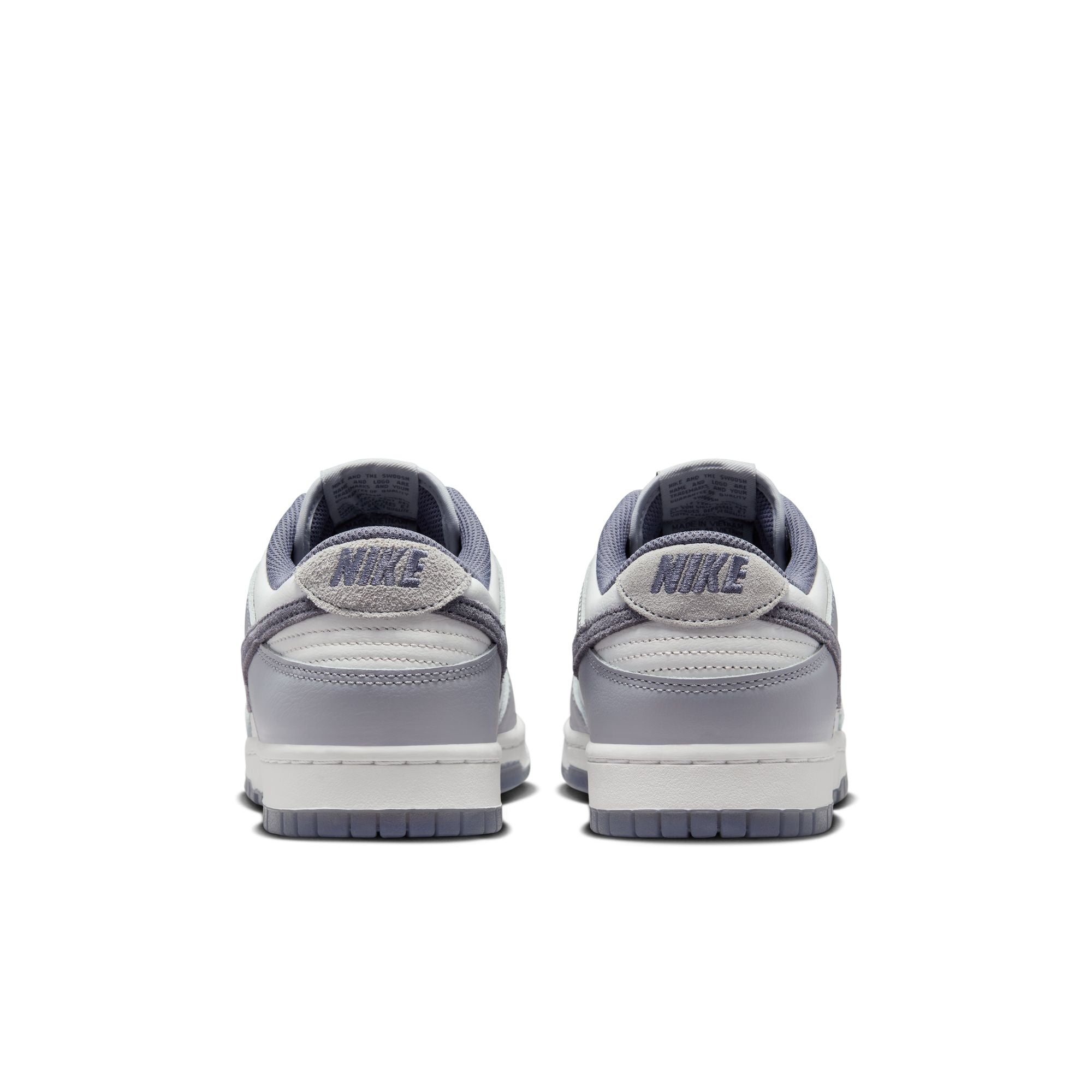 NIKE DUNK LOW LIGHT CARBON
