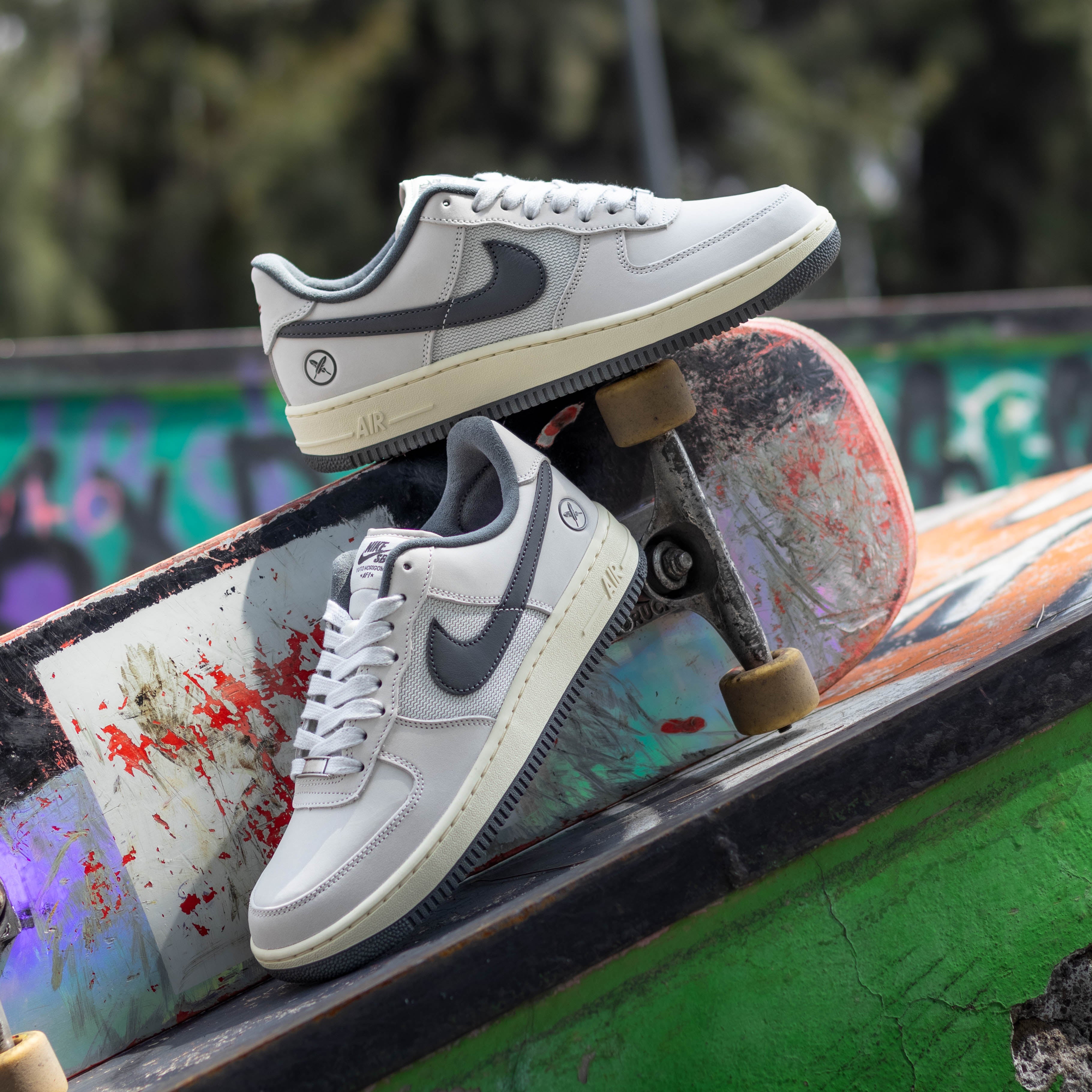 NIKE SB AIR FORCE ONE YUTO IRON GREY