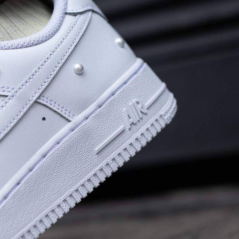 NIKE AIR FORCE ONE LOW WHITE PEARL W