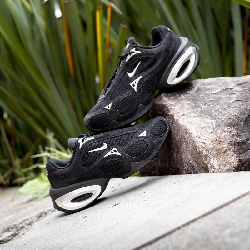 NIKE AIR MAX MUSE BLACK WHITE W