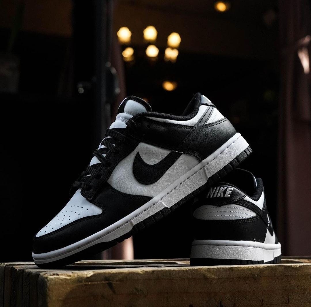 NIKE DUNK LOW WHITE BLACK W
