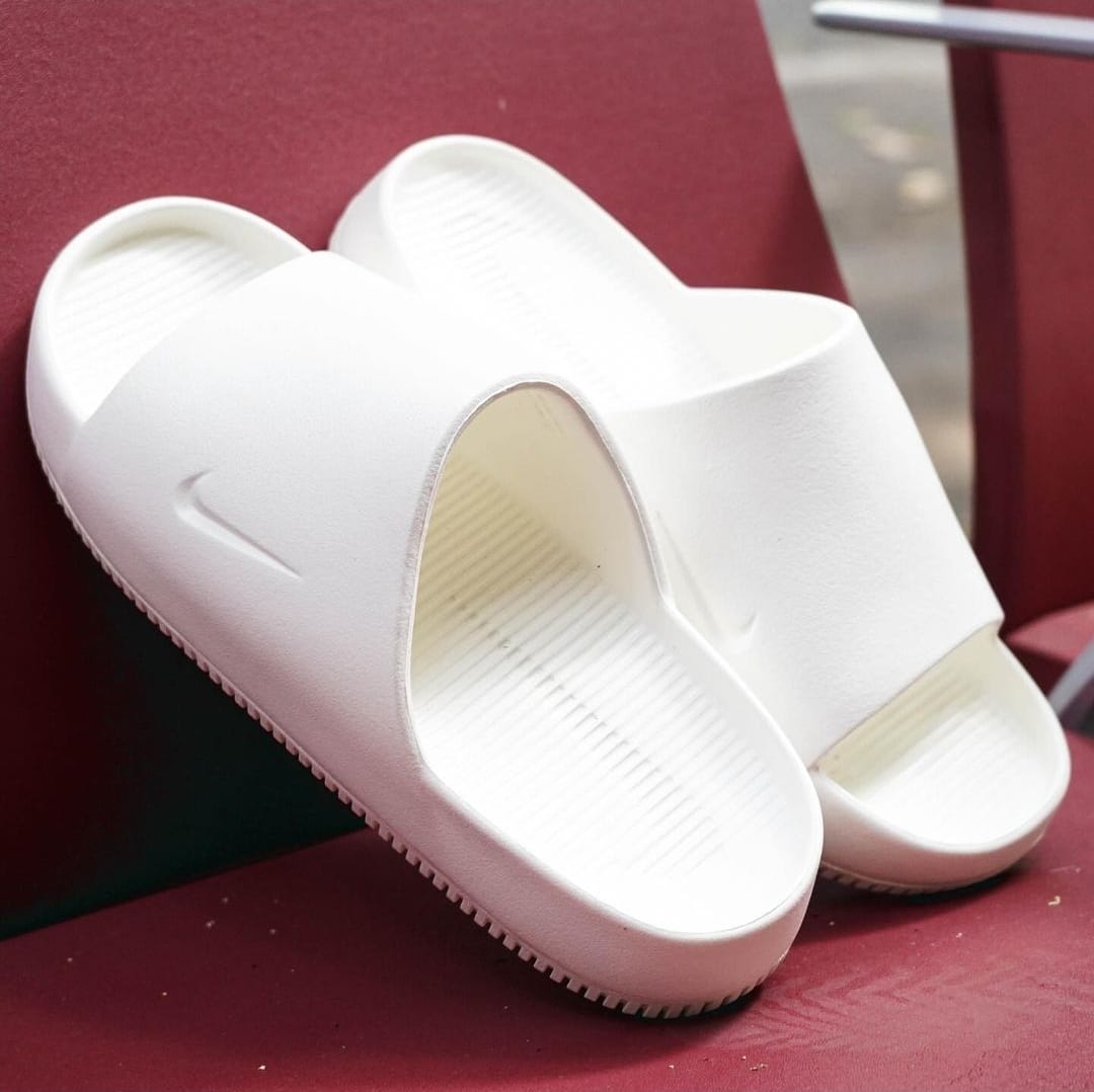 NIKE CALM SLIDE SAIL
