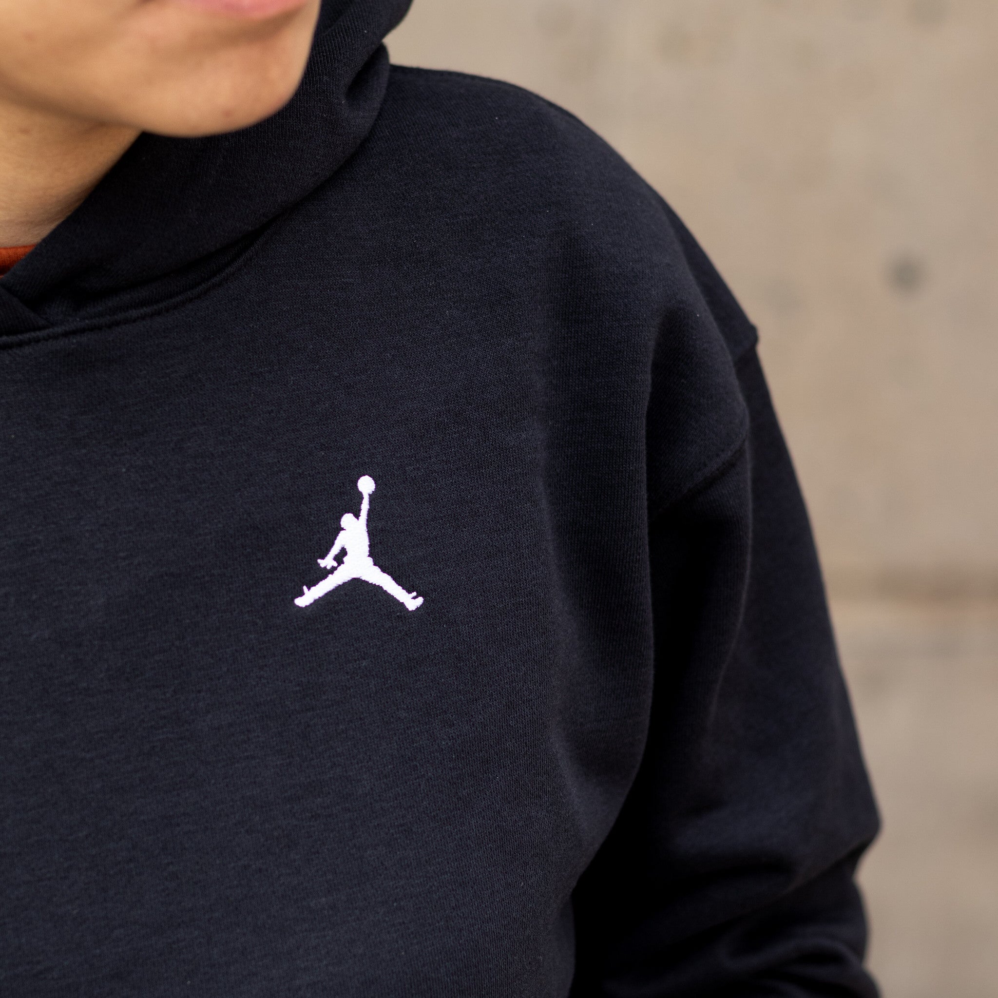 JORDAN HOODIE BLACK MINI LOG