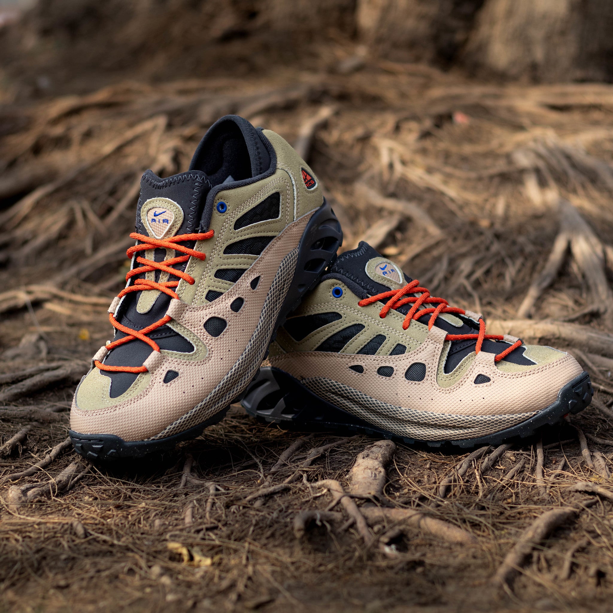 NIKE ACG AIR EXPLORAID NEUTRAL OLIVE