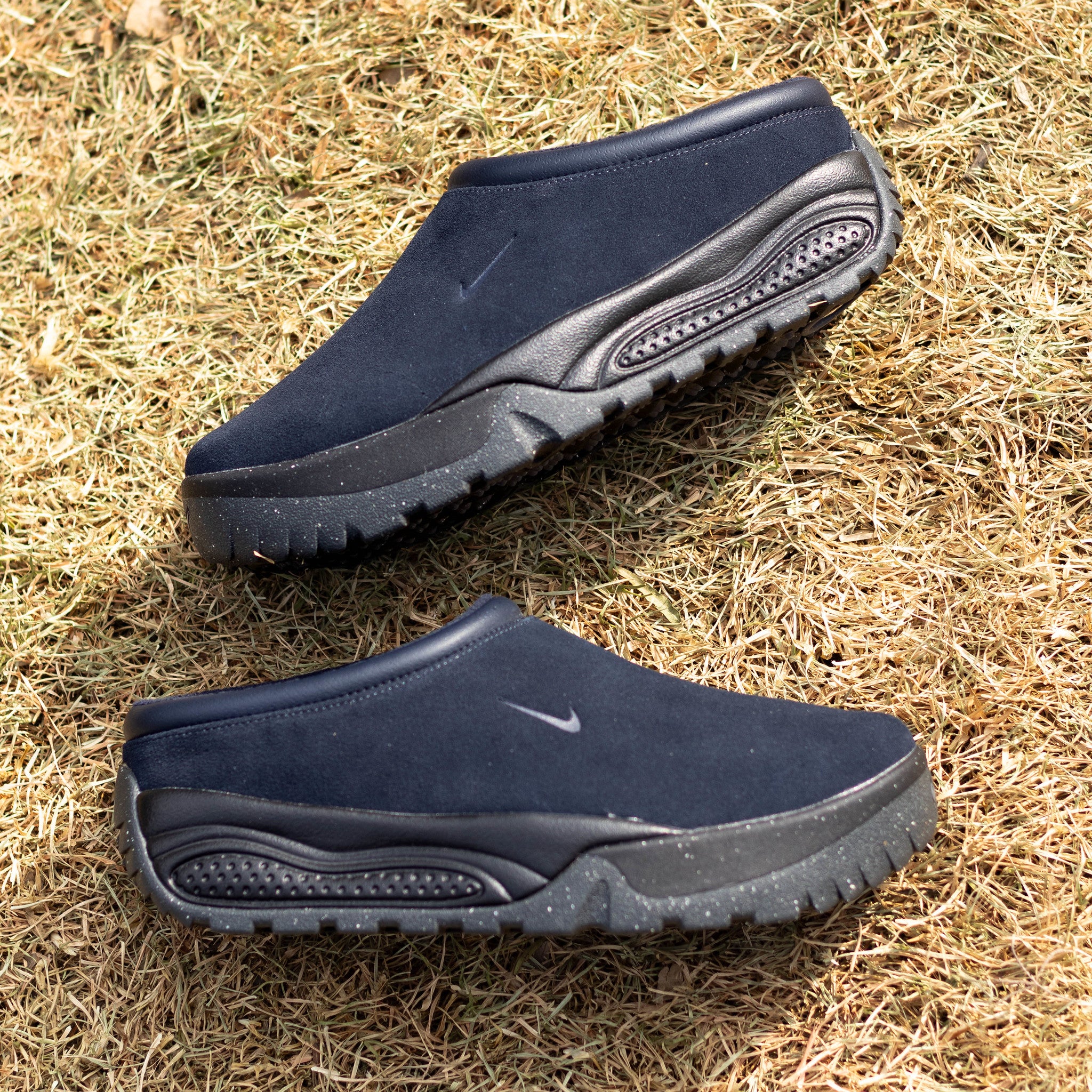 NIKE ACG RUFUS DARK OBSIDIAN