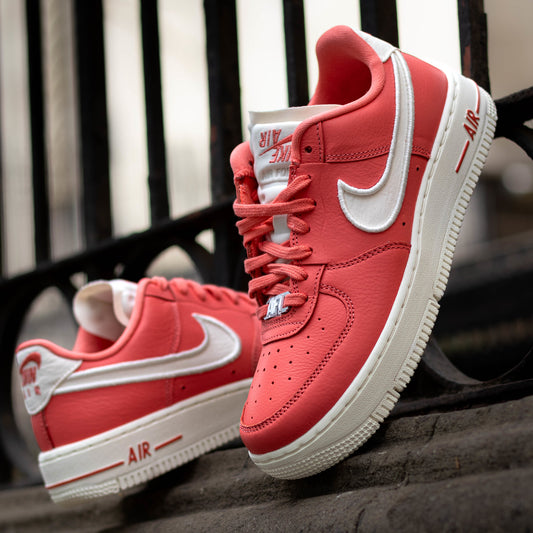 NIKE AIR FORCE ONE LOW DANCE MAGIC EMBER W
