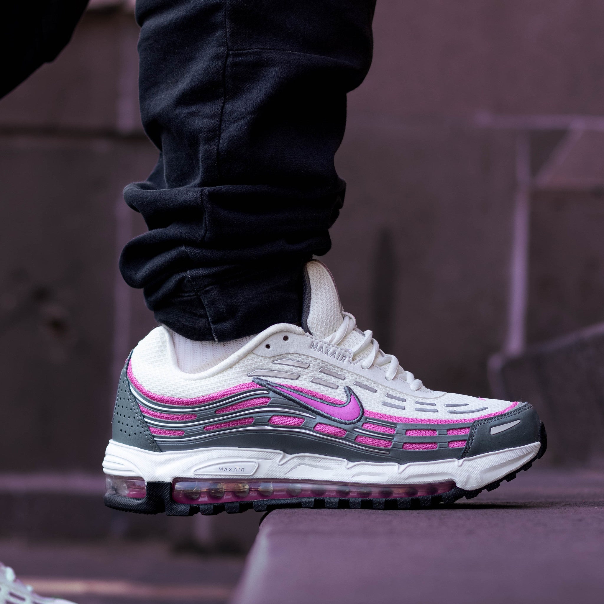 NIKE AIR MAX TL 2.5 PLAYFUL PINK WHITE