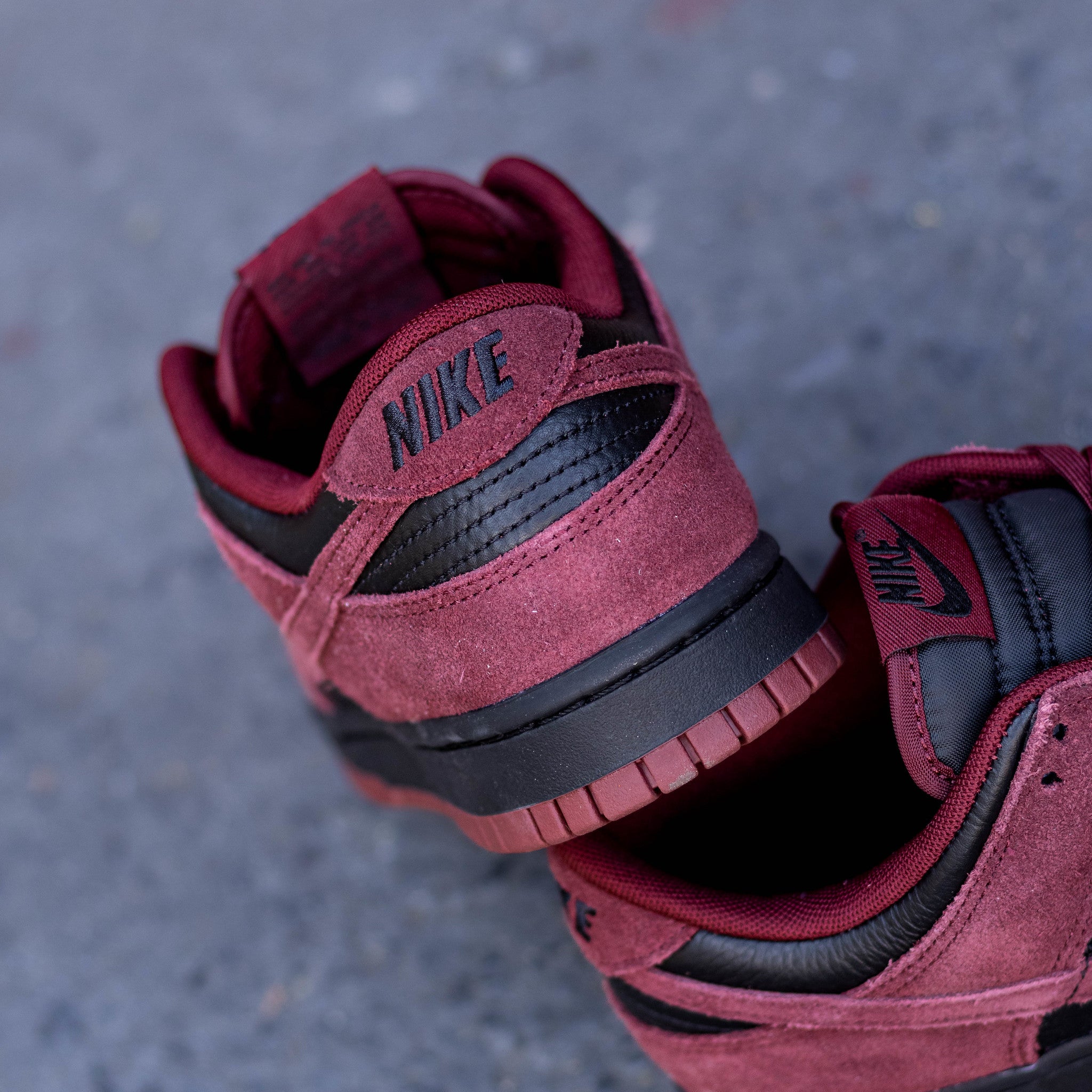 NIKE DUNK LOW DARK TEAM RED