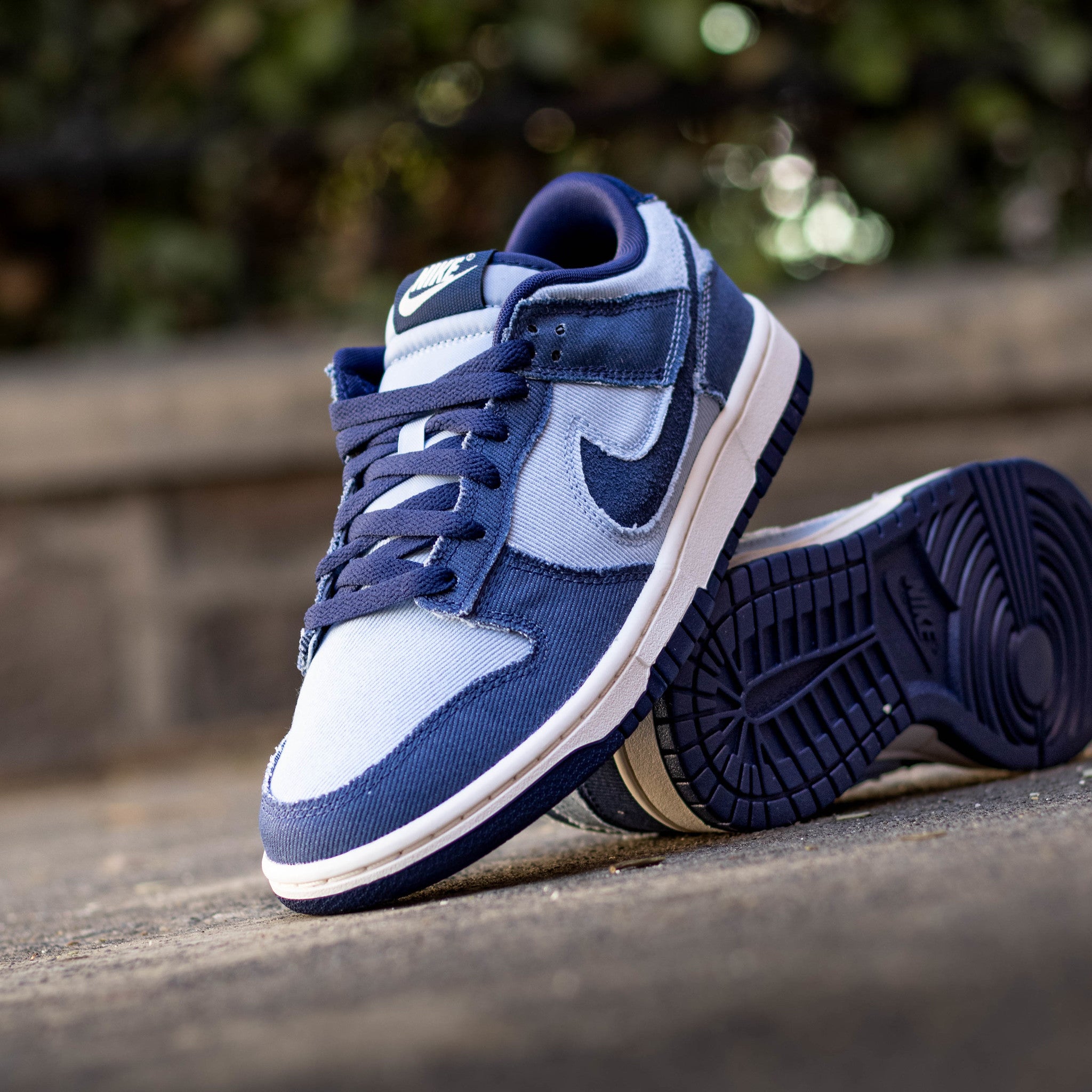 NIKE DUNK LOW DENIM BLUE
