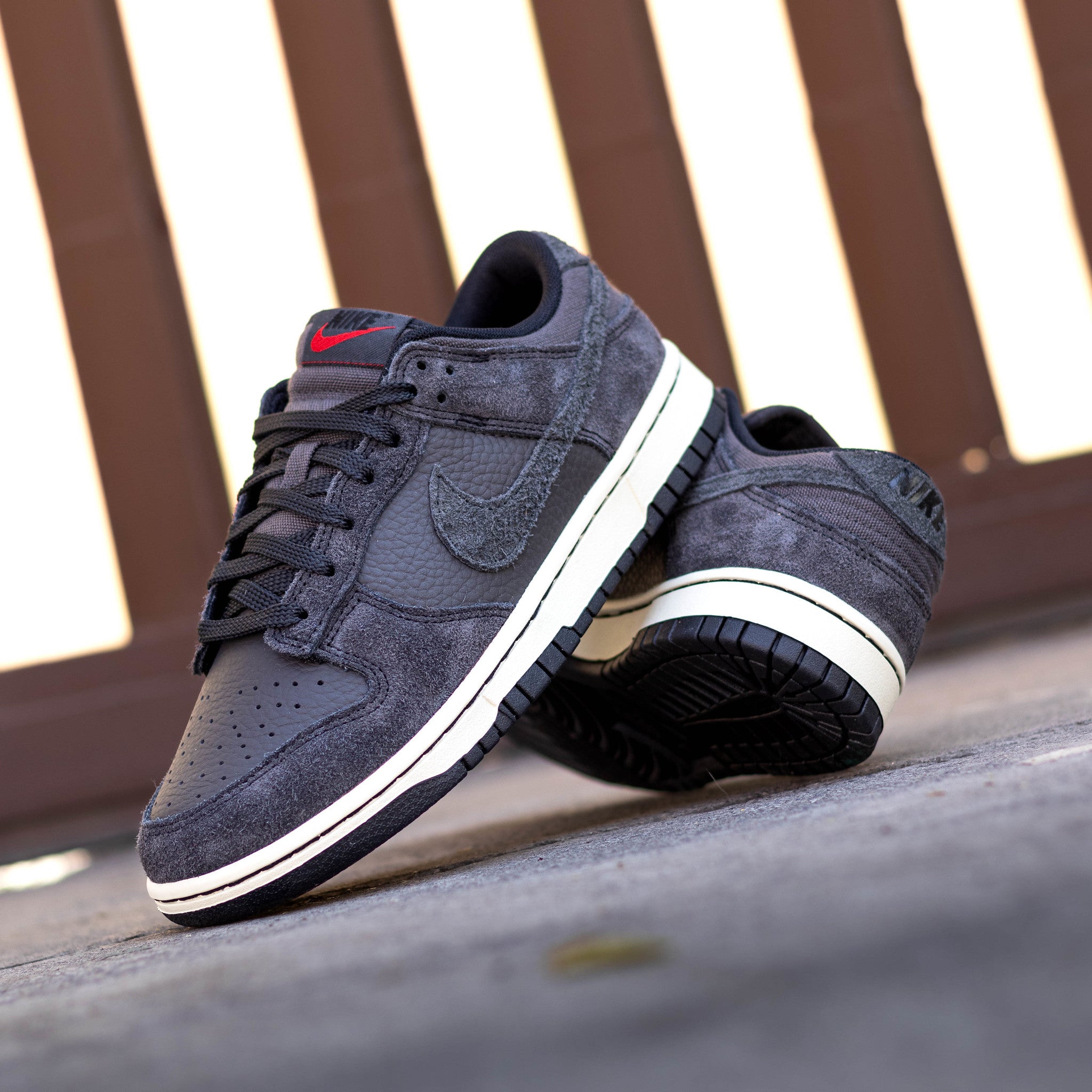 NIKE DUNK LOW PRM BLACK OFF NOIR