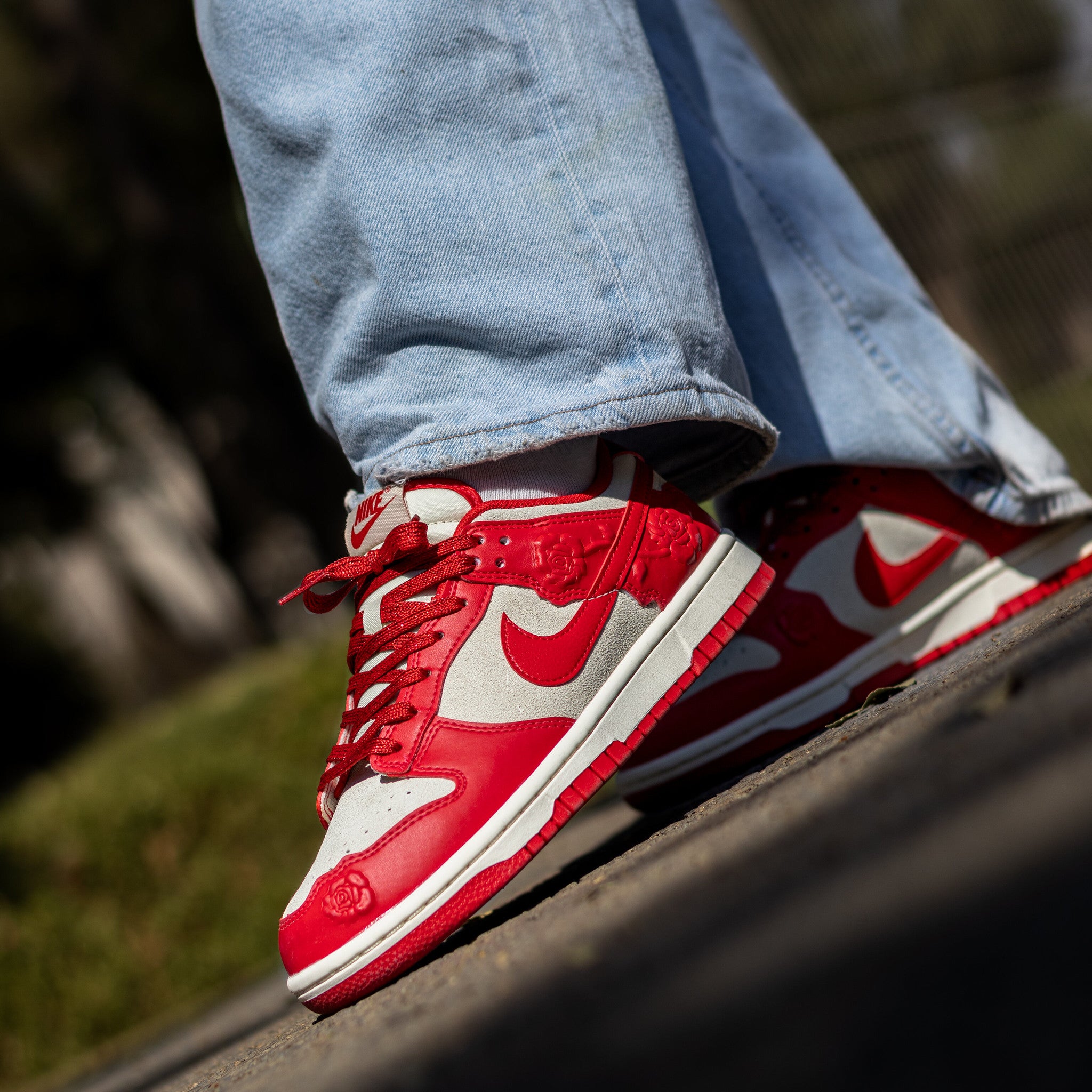NIKE DUNK LOW ROSES W
