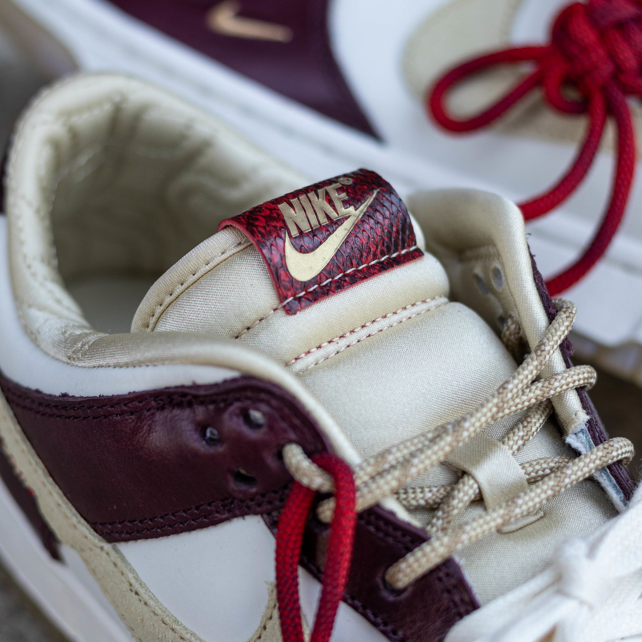 NIKE DUNK LOW YEAR OF THE SNAKE W