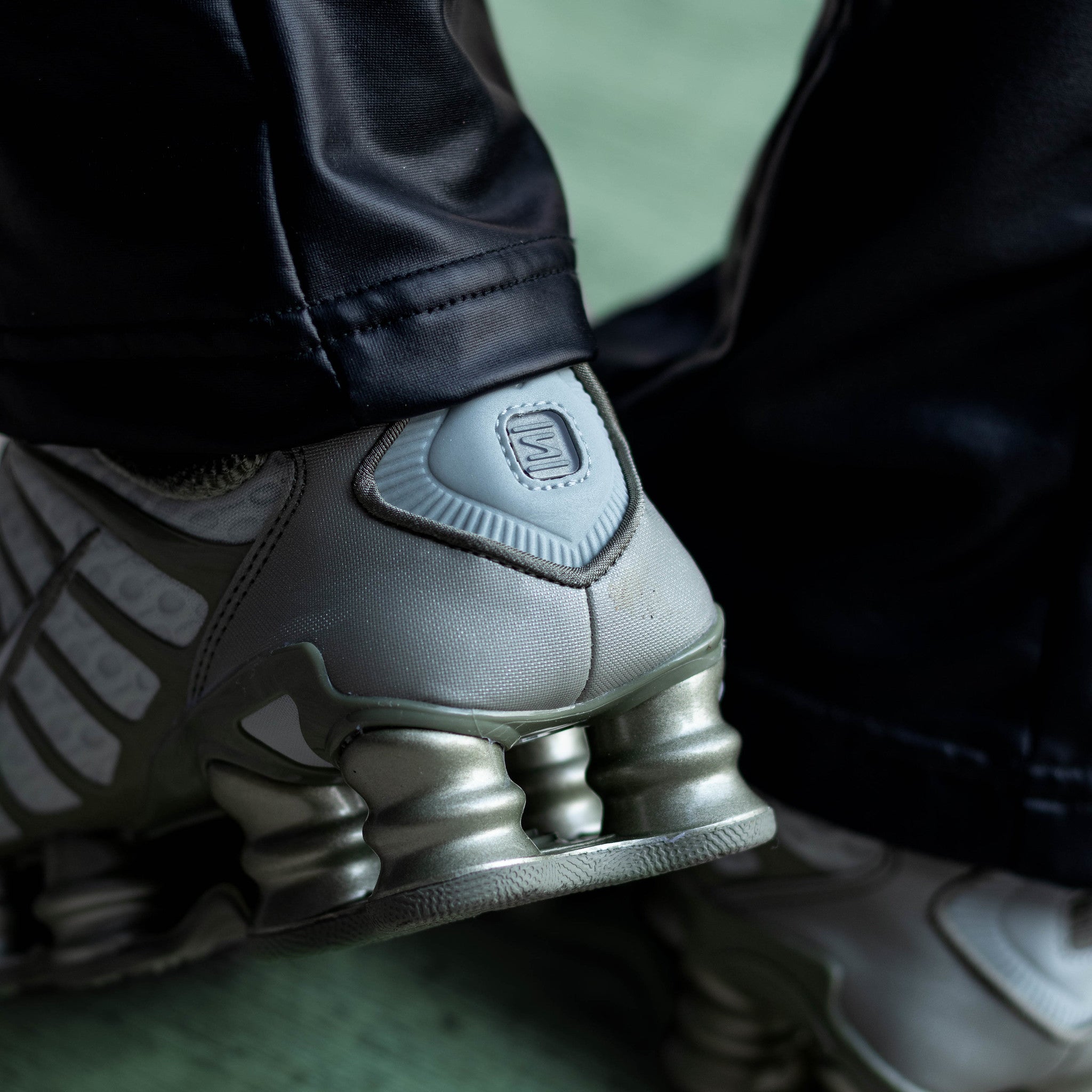 NIKE SHOX TL LIGHT ARMY W