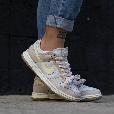 NIKE DUNK LOW LIGHT SOFT PINK W-FB7910-601-B