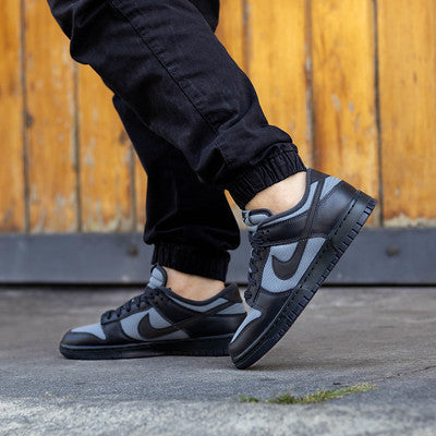 NIKE DUNK LOW OFF NOIR SMOKE GREY-FZ3052-001-A