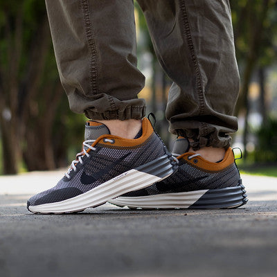 NIKE LUNAR ROAM DESERT BRONZE-FZ8116-200-D