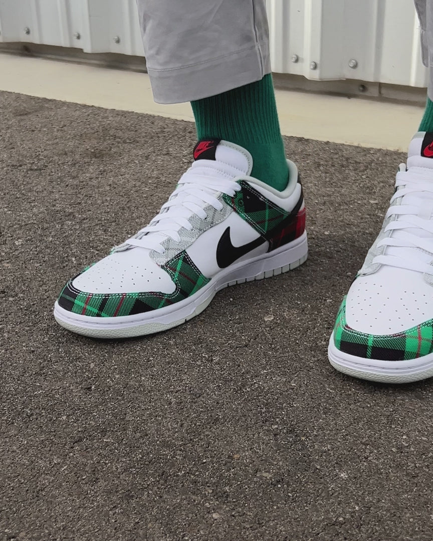 NIKE DUNK LOW PLAID