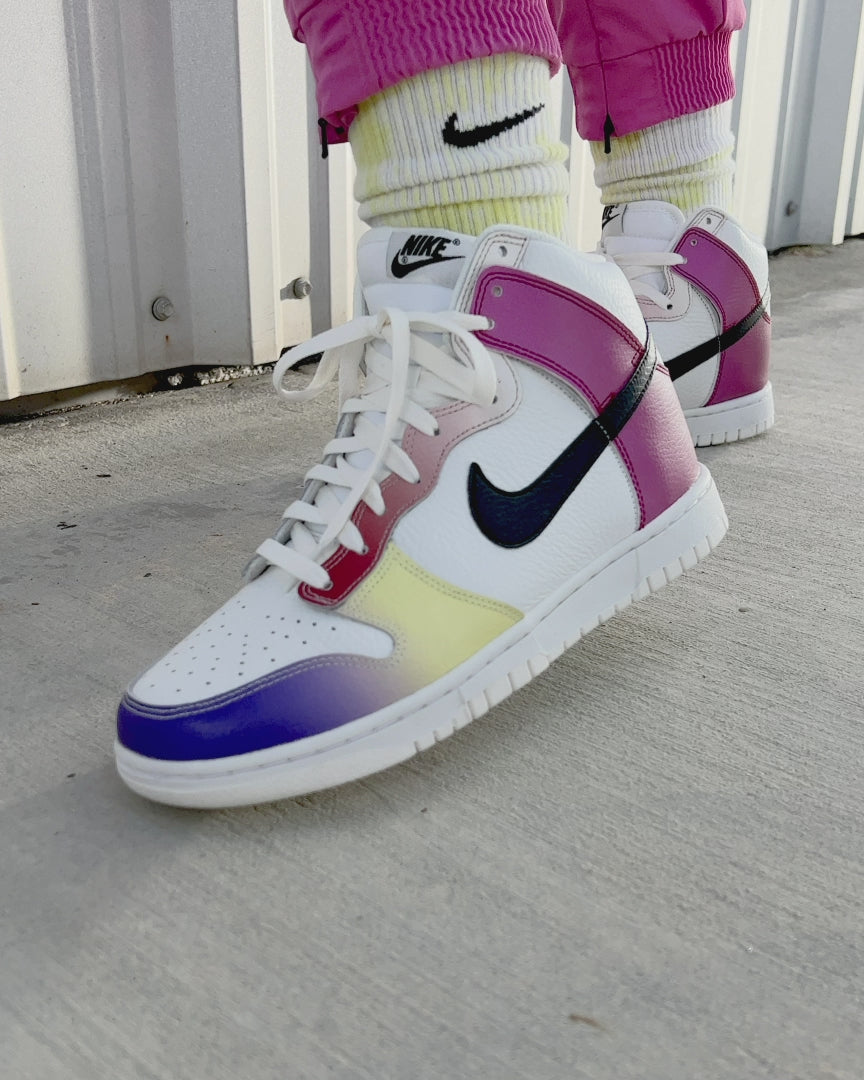 NIKE DUNK HIGH MULTI-COLOR GRADIENT W