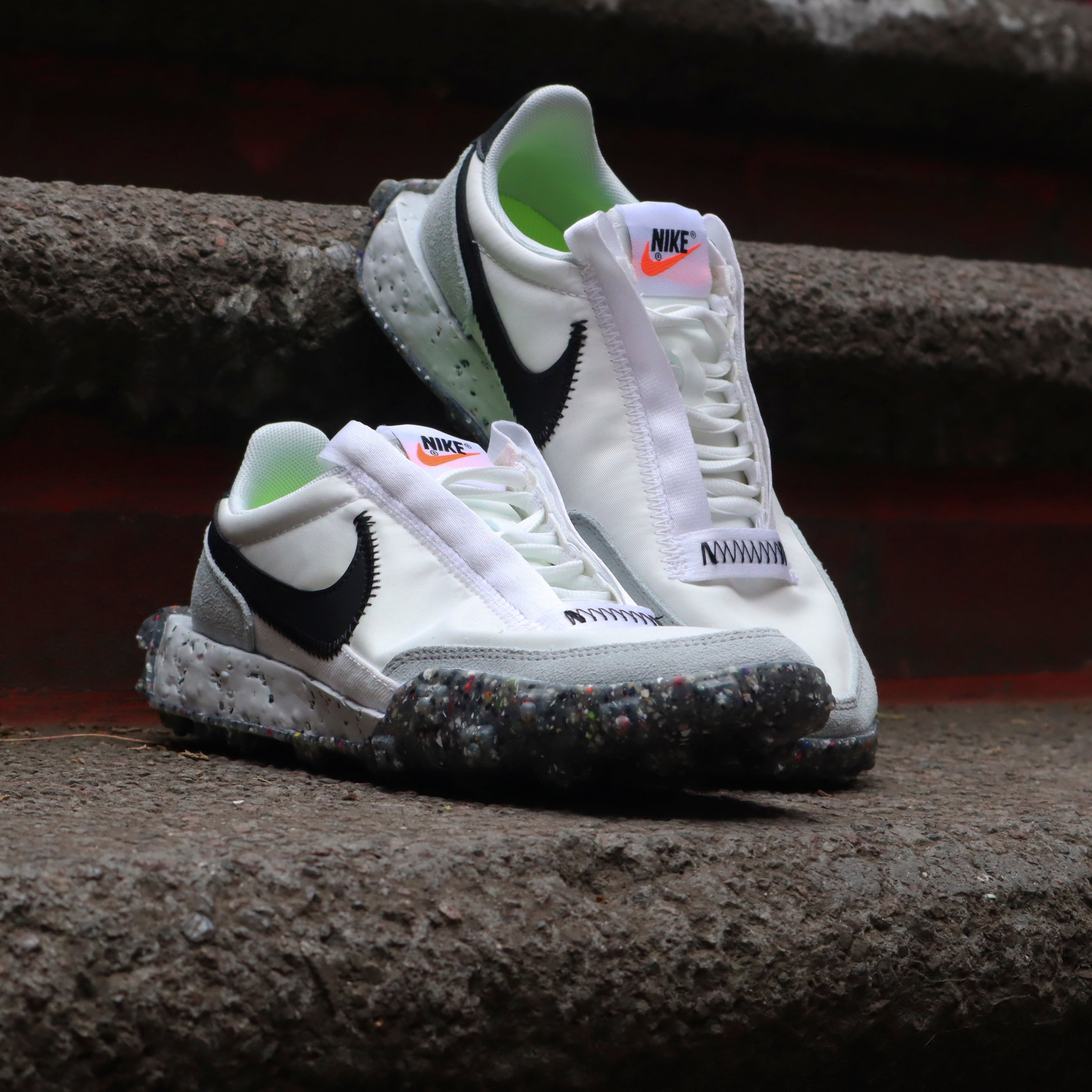 NIKE WAFFLE RACER CRATER WHITE