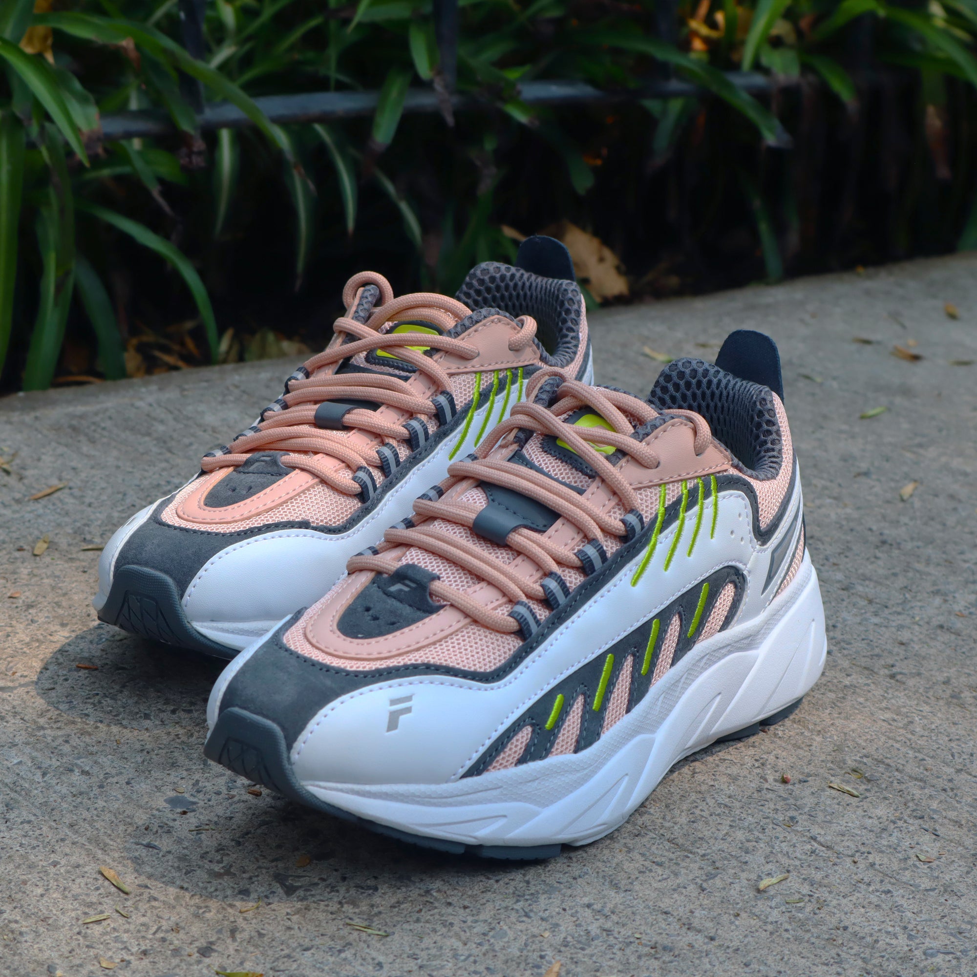 FILA ADAPTOR ROSE GREY