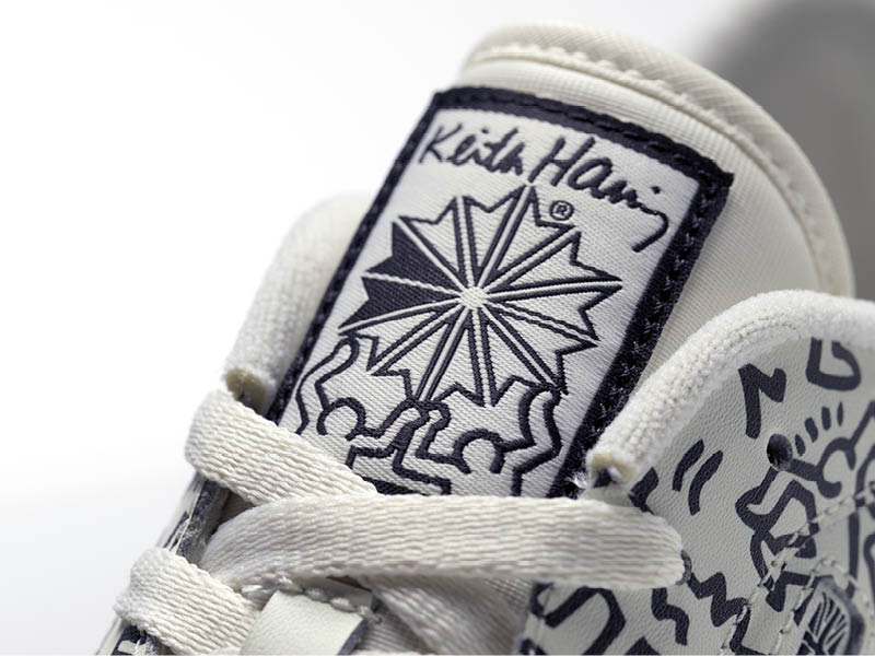 REEBOK CLUB C KEITH HARING CHALK