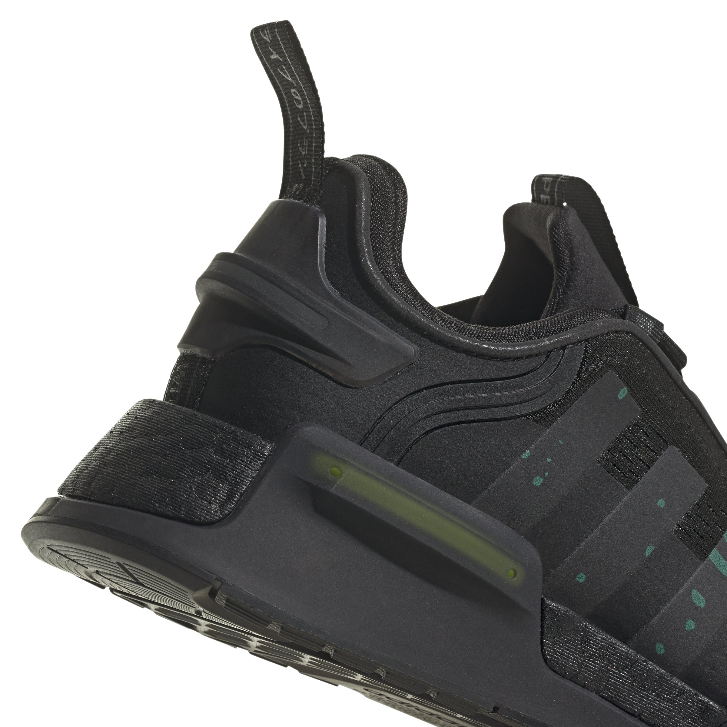 ADIDAS NMD V3 BLACK