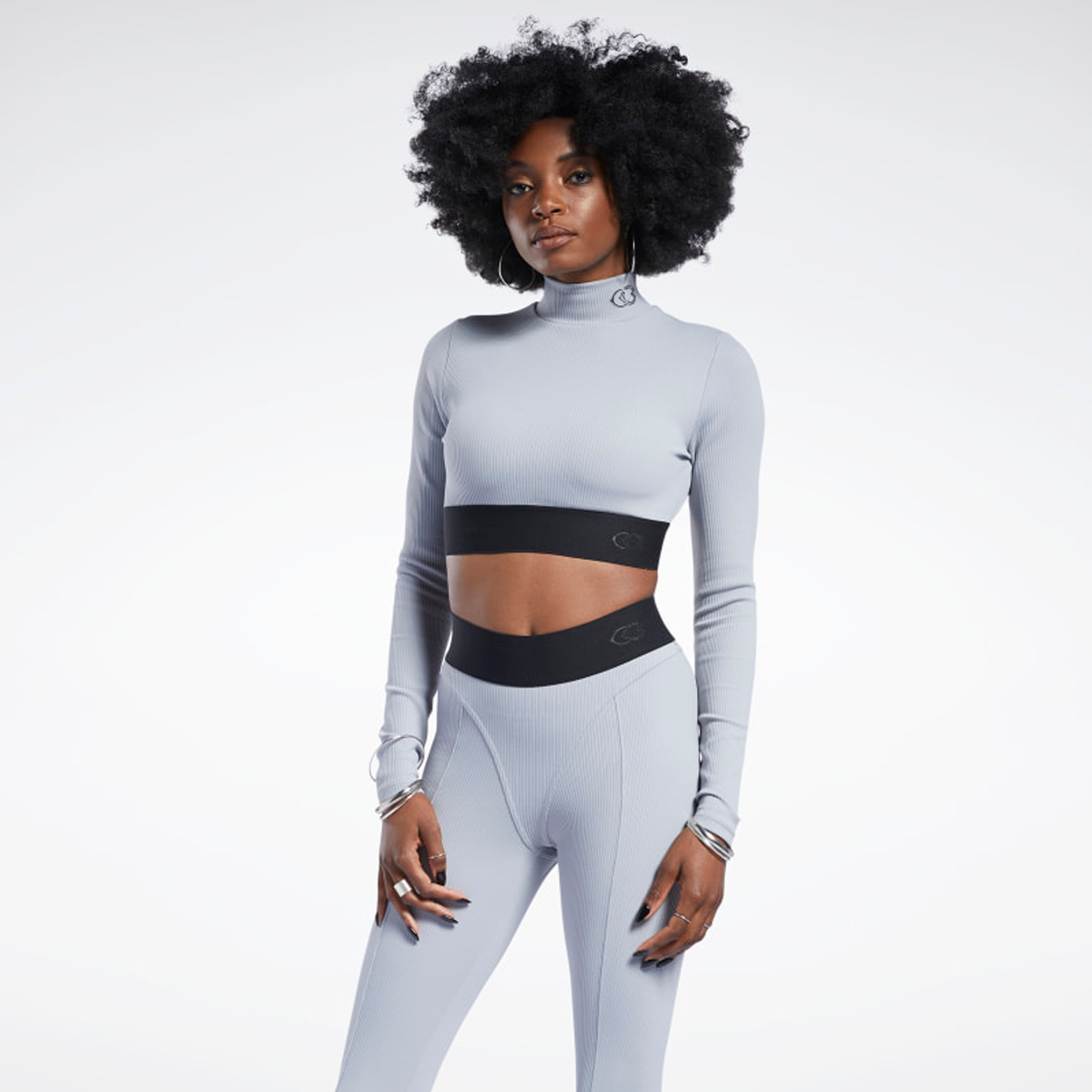 REEBOK CROP TOP CARDI B
