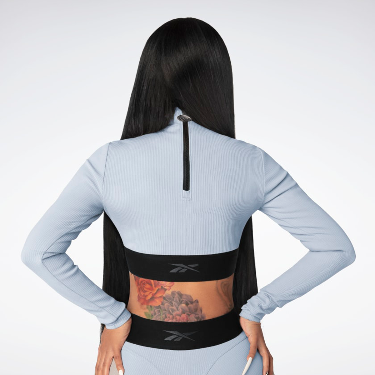 REEBOK CROP TOP CARDI B